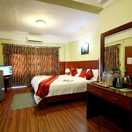 Classic Nepal Hotel Katmandu Zewnętrze zdjęcie