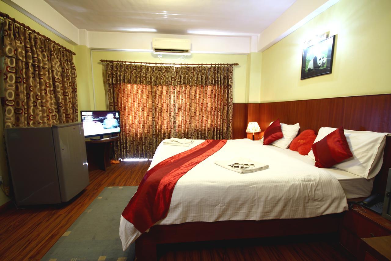 Classic Nepal Hotel Katmandu Zewnętrze zdjęcie