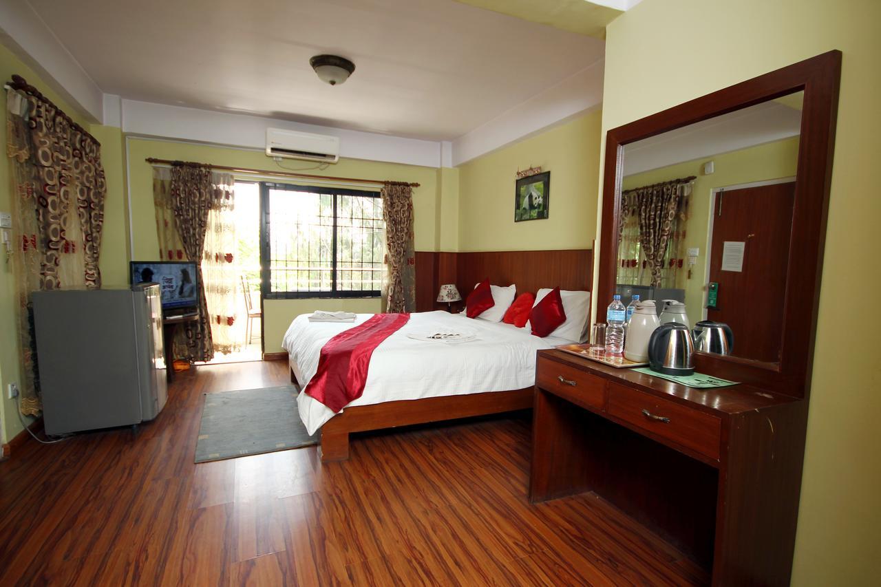 Classic Nepal Hotel Katmandu Zewnętrze zdjęcie