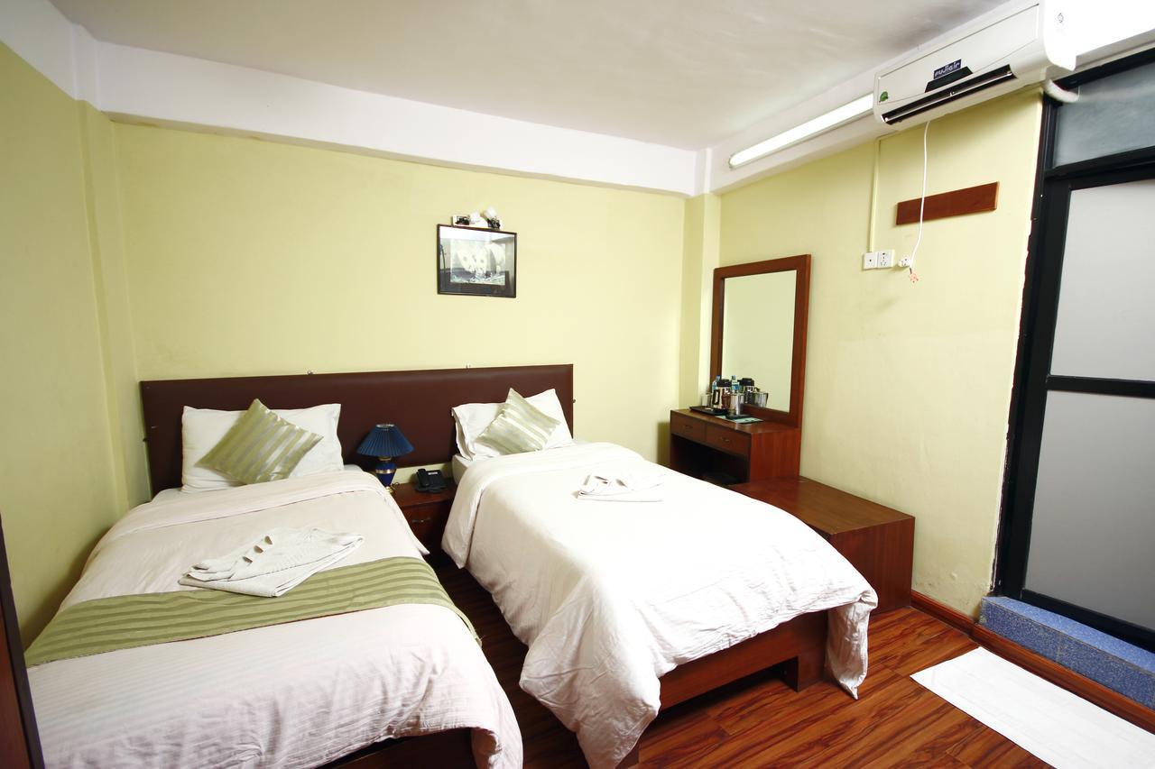 Classic Nepal Hotel Katmandu Zewnętrze zdjęcie