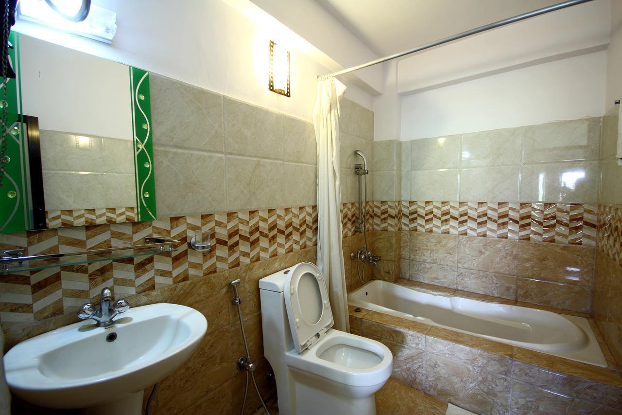 Classic Nepal Hotel Katmandu Zewnętrze zdjęcie