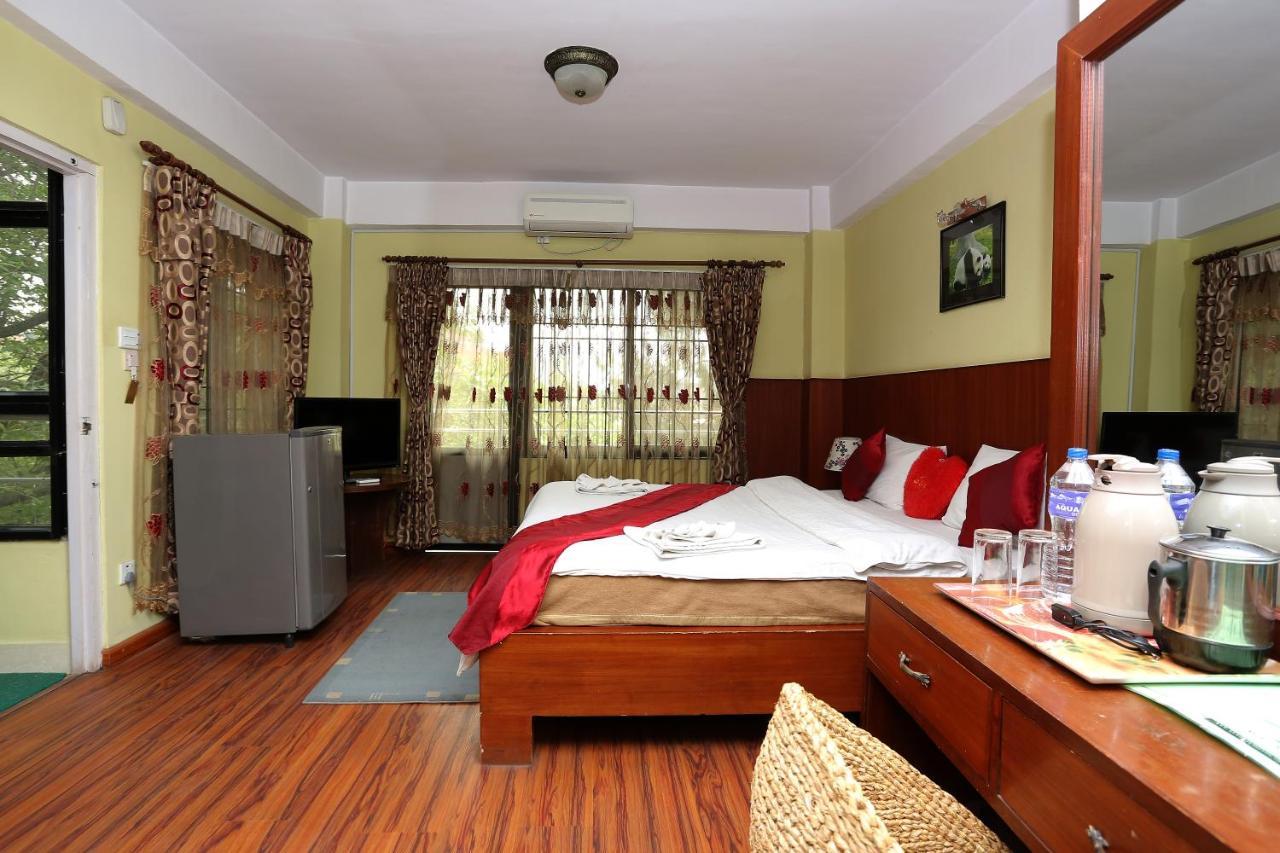 Classic Nepal Hotel Katmandu Zewnętrze zdjęcie